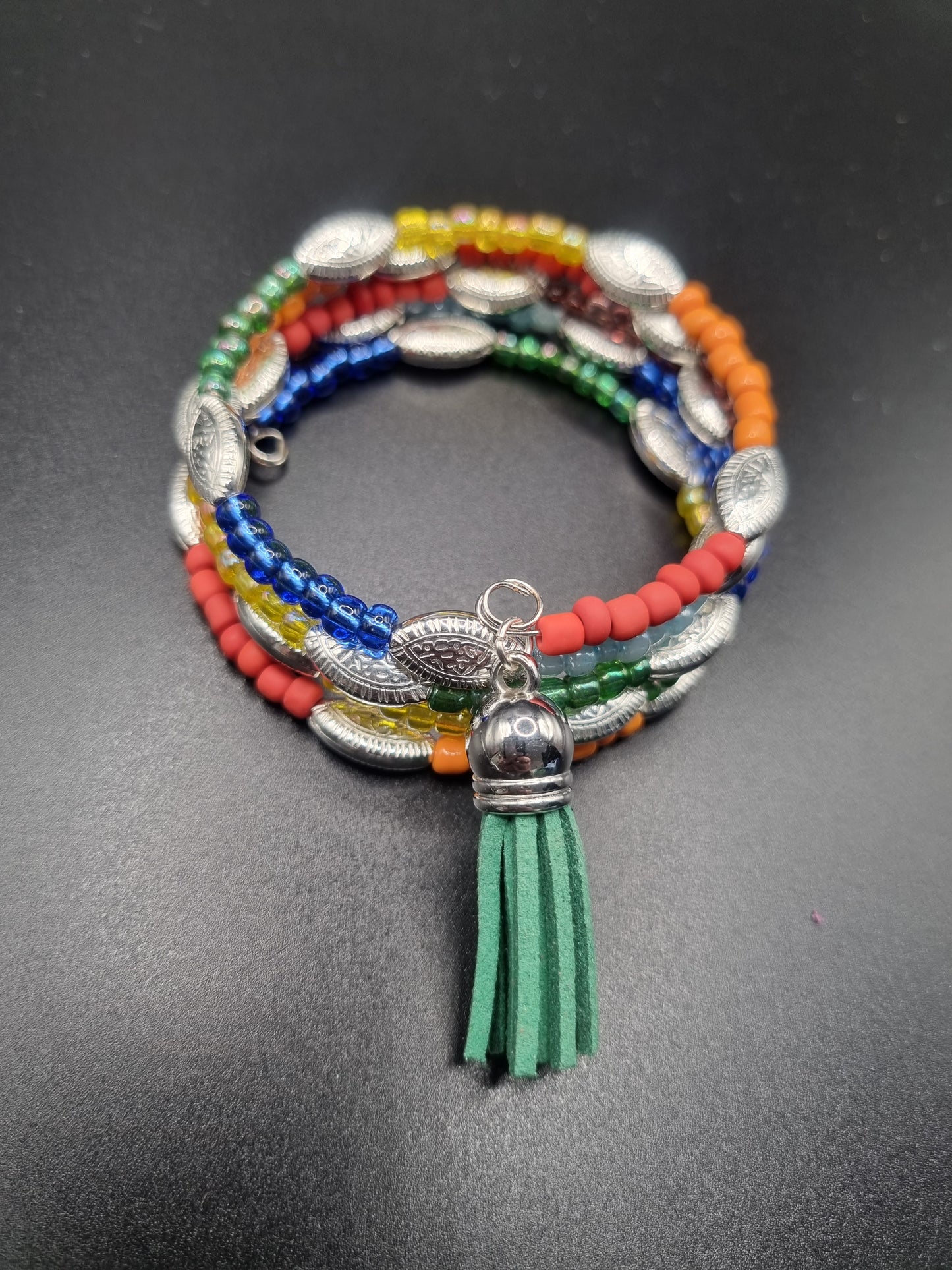 MEMORY WIRE BRACELETS VARIOUS COLOURS, SEED BEAD, CRYSTAL & THAI SILVER WITH TASSELL CHARM