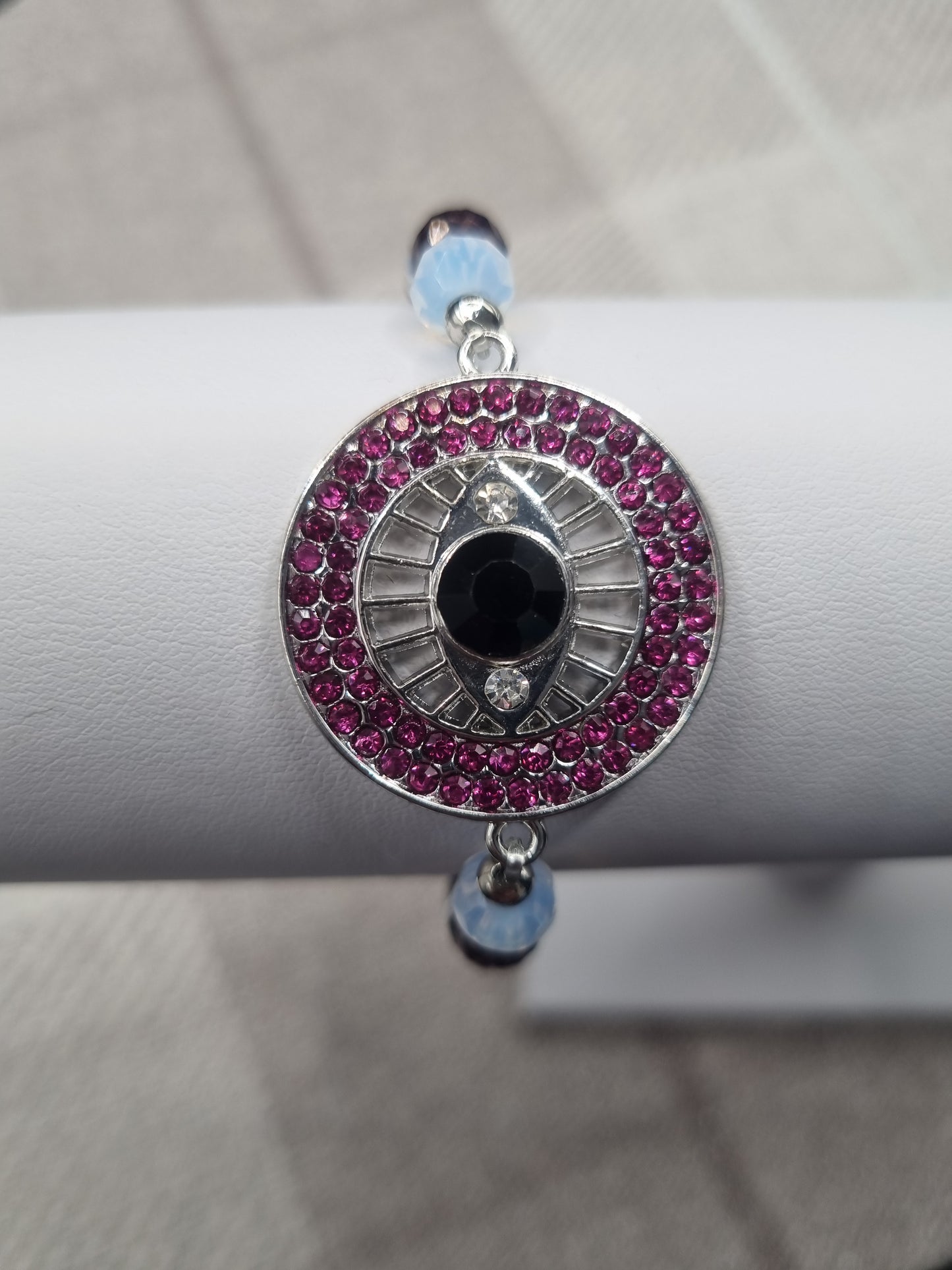 DIAMONTE EYE AND CRYSTAL BRACELET