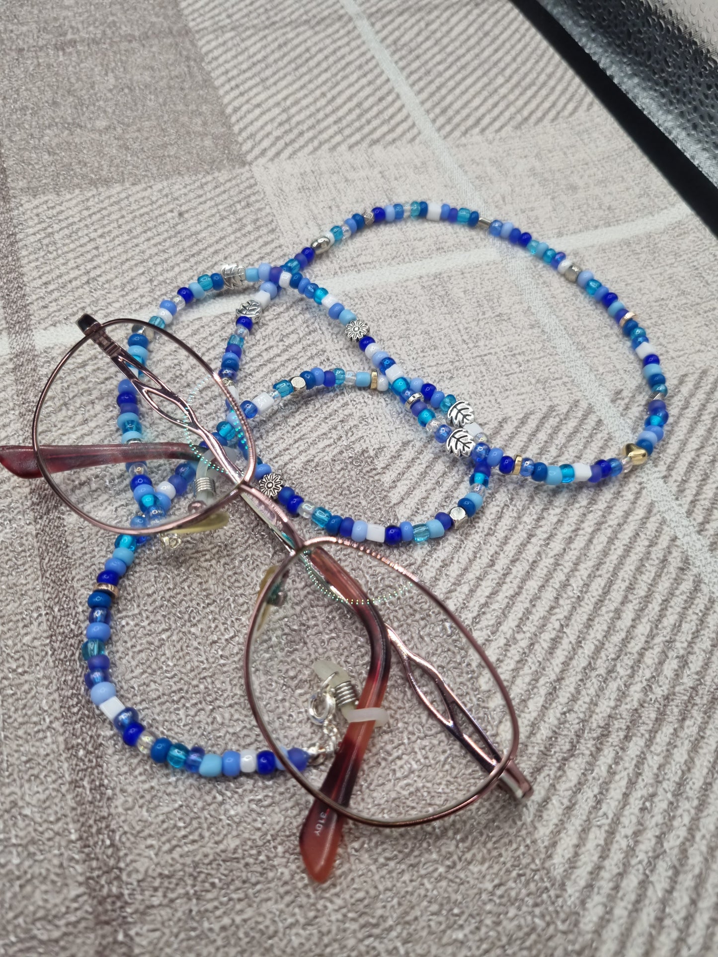 GLASSES/FACE MASK HOLDER/ID LANYARD/NECKLACE