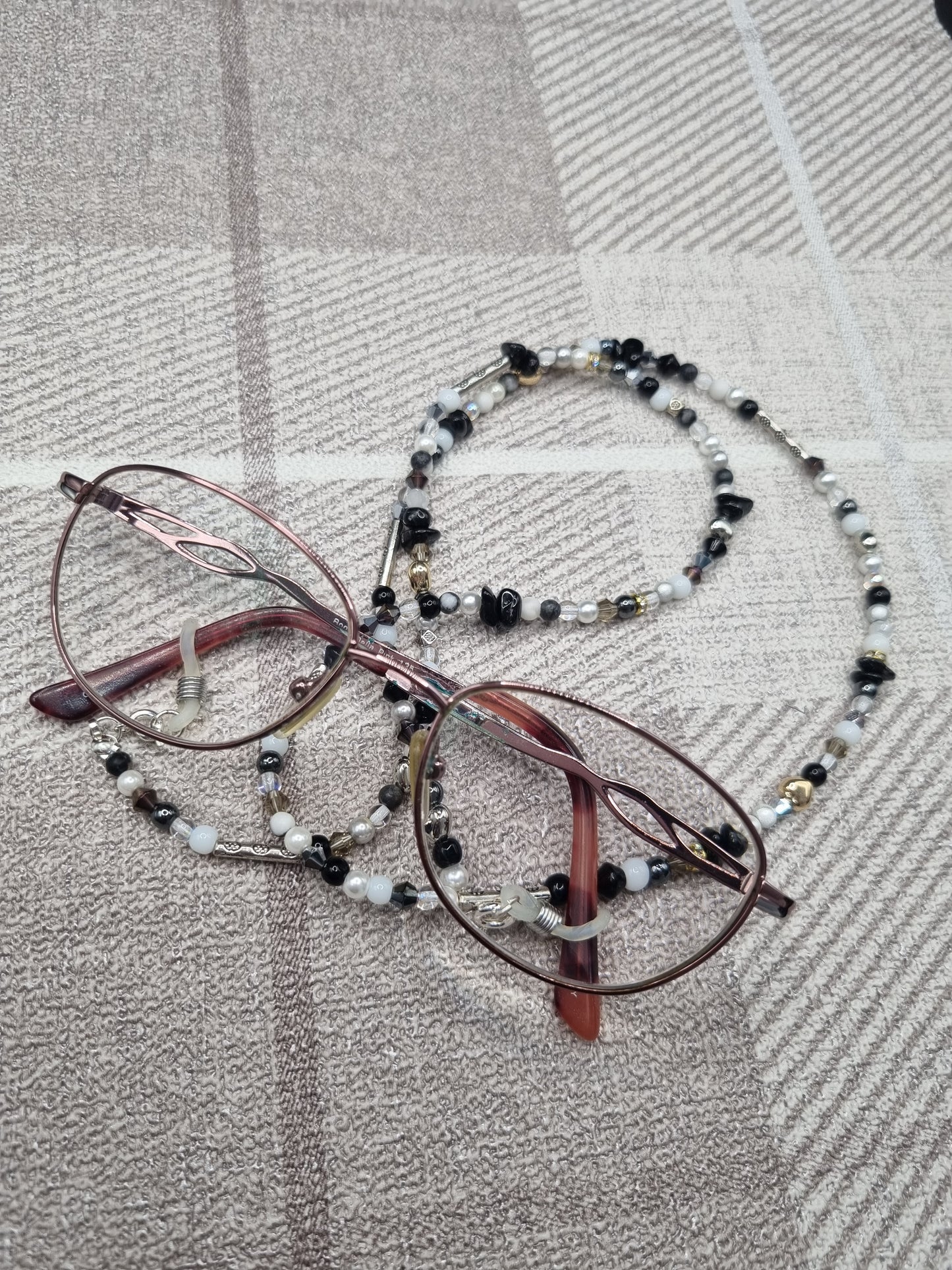 GLASSES/FACE MASK HOLDER/ID LANYARD/NECKLACE