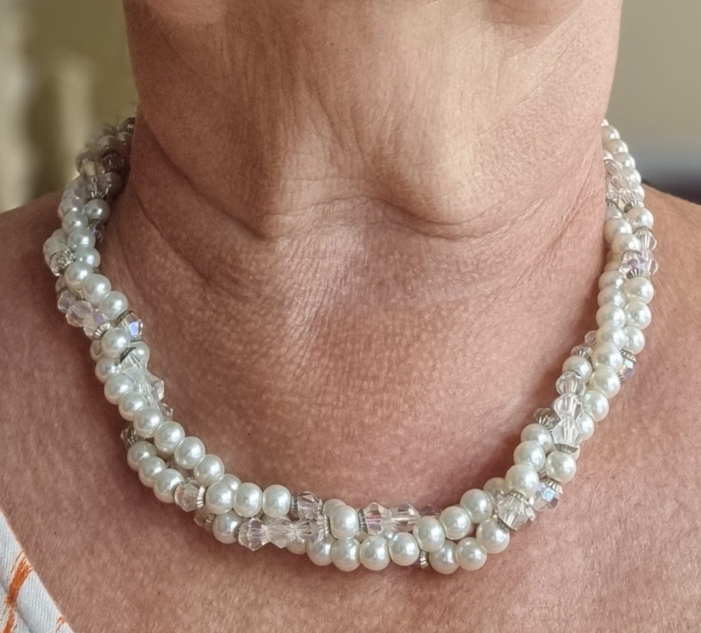 PEARL 3 STRAND NECKLACE