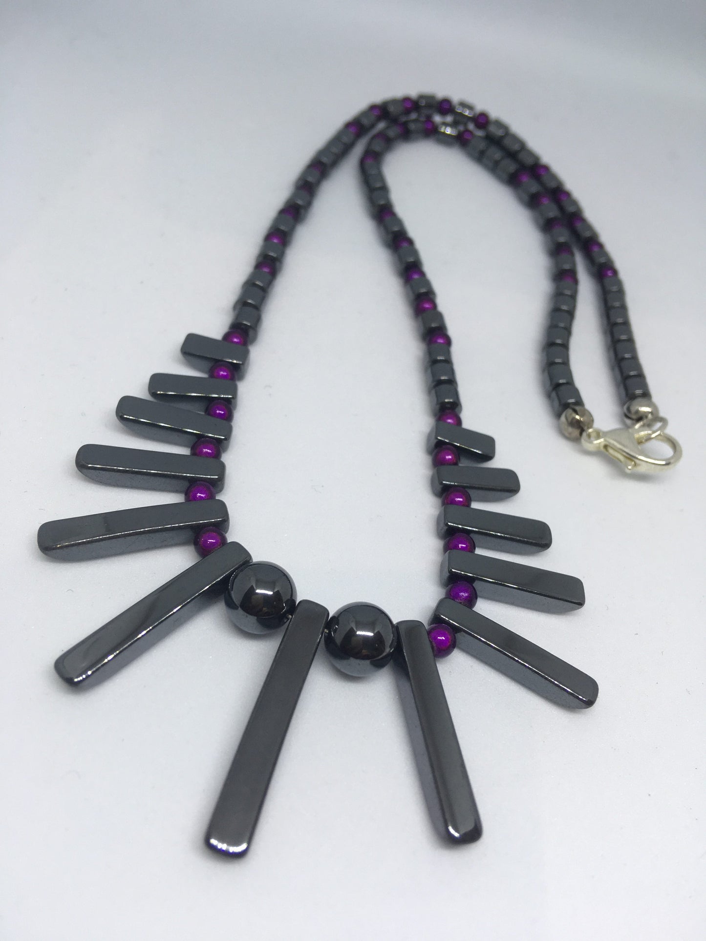 HEMATITE FAN NECKLACE