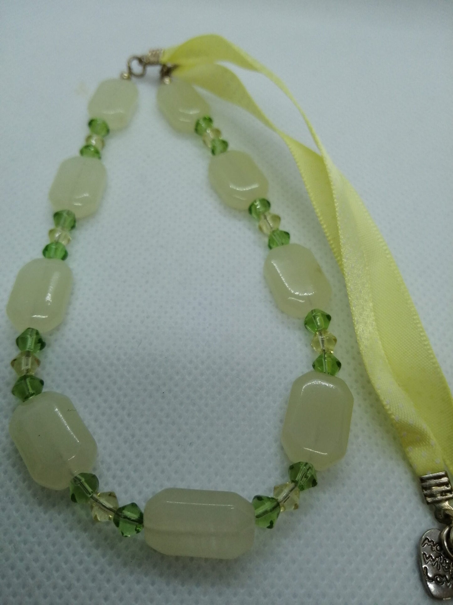 BOWENITE GEMSTONE NECKLACE