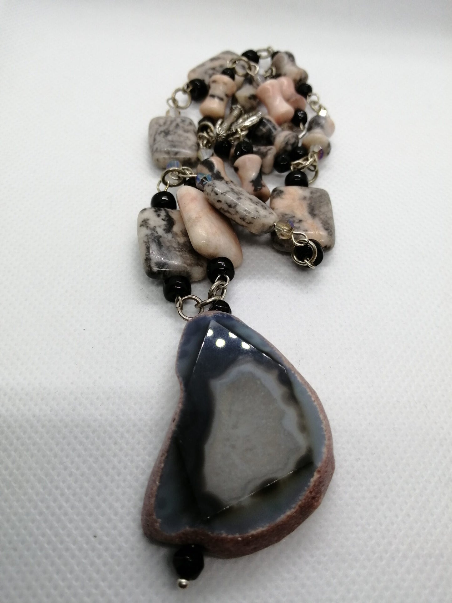 FLAMINGO JASPER GEMSTONE NECKLACE